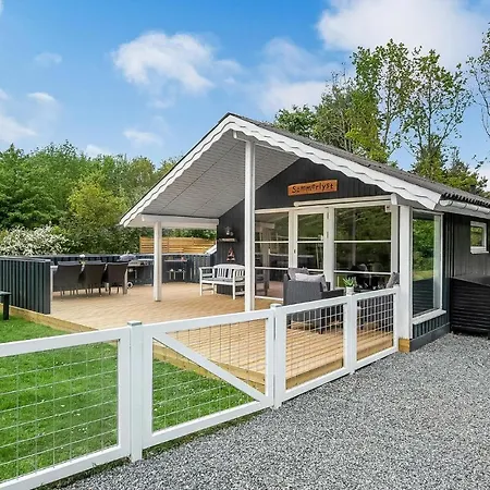 Holiday home 3 Bedroom Lovely Home In Toftlund