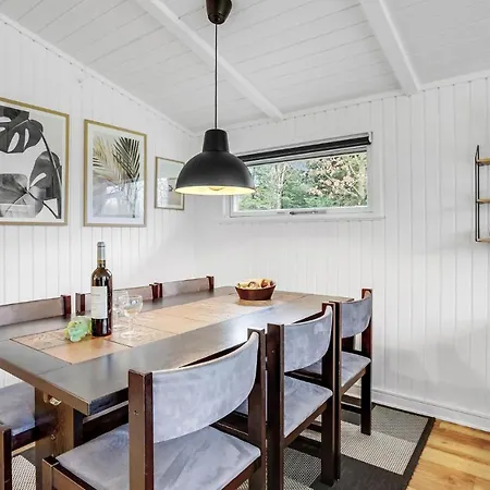 3 Bedroom Lovely Home In Toftlund Holiday home *