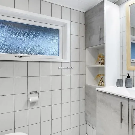 3 Bedroom Lovely Home In Toftlund *